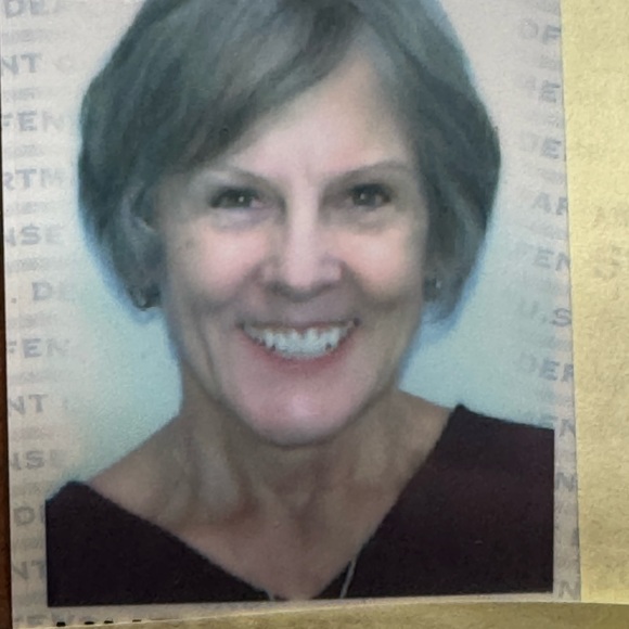 Meet your Posher, Patsy - Picture 1 of 2